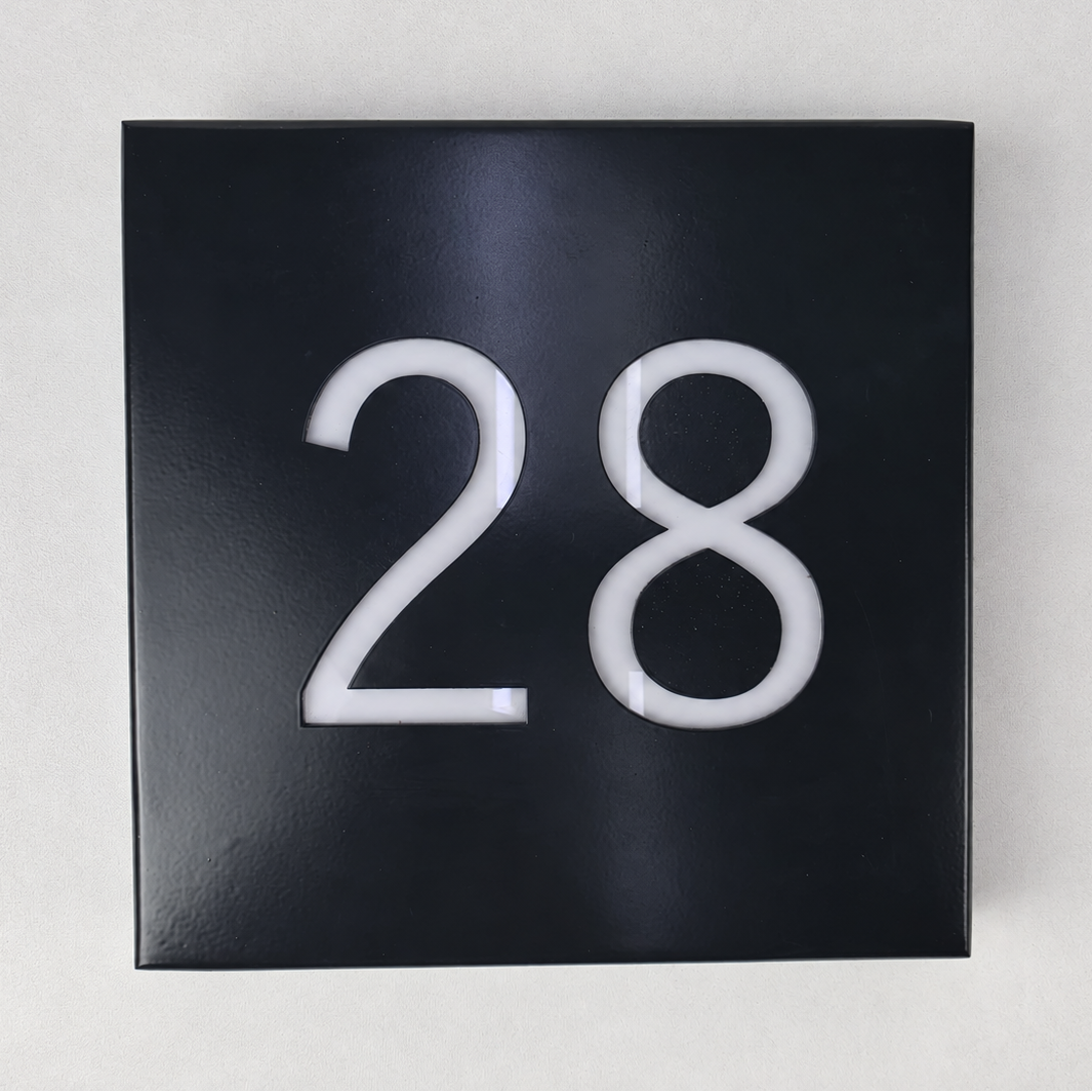 20x20 cm metal gövdeli ışıklı oda numarası tabelası