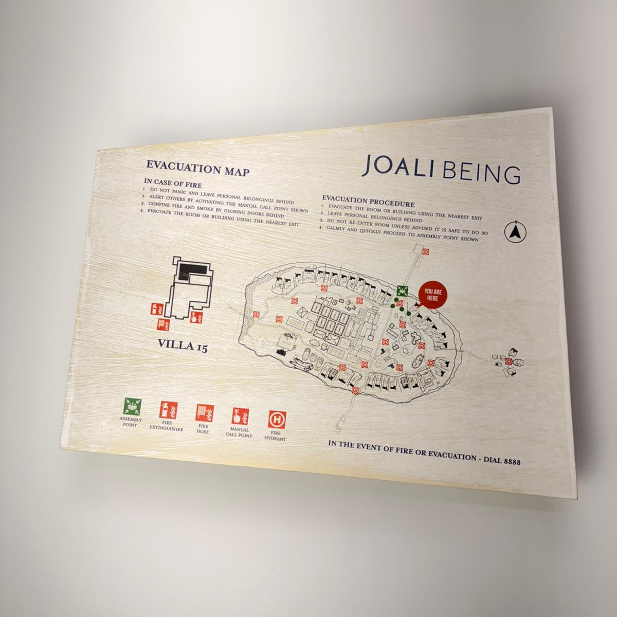 Yönetmeliklere uygun otel odası yangın kaçış planı